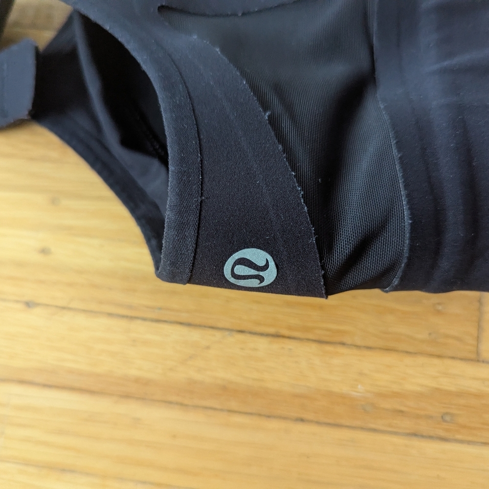 Lululemon Sports Bra - Size 32B - Black - Picture 3 of 4